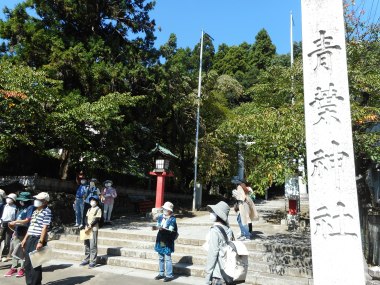 青葉神社からみた地形から政宗の眺めた城下町のお話しを伺いました