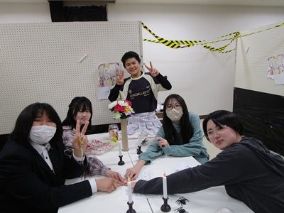 ホラーハウス～暗やみの学校～06