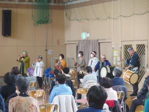 踊りだけでなく、笛や太鼓の演奏など多くの講師の方々にお越しいただきました