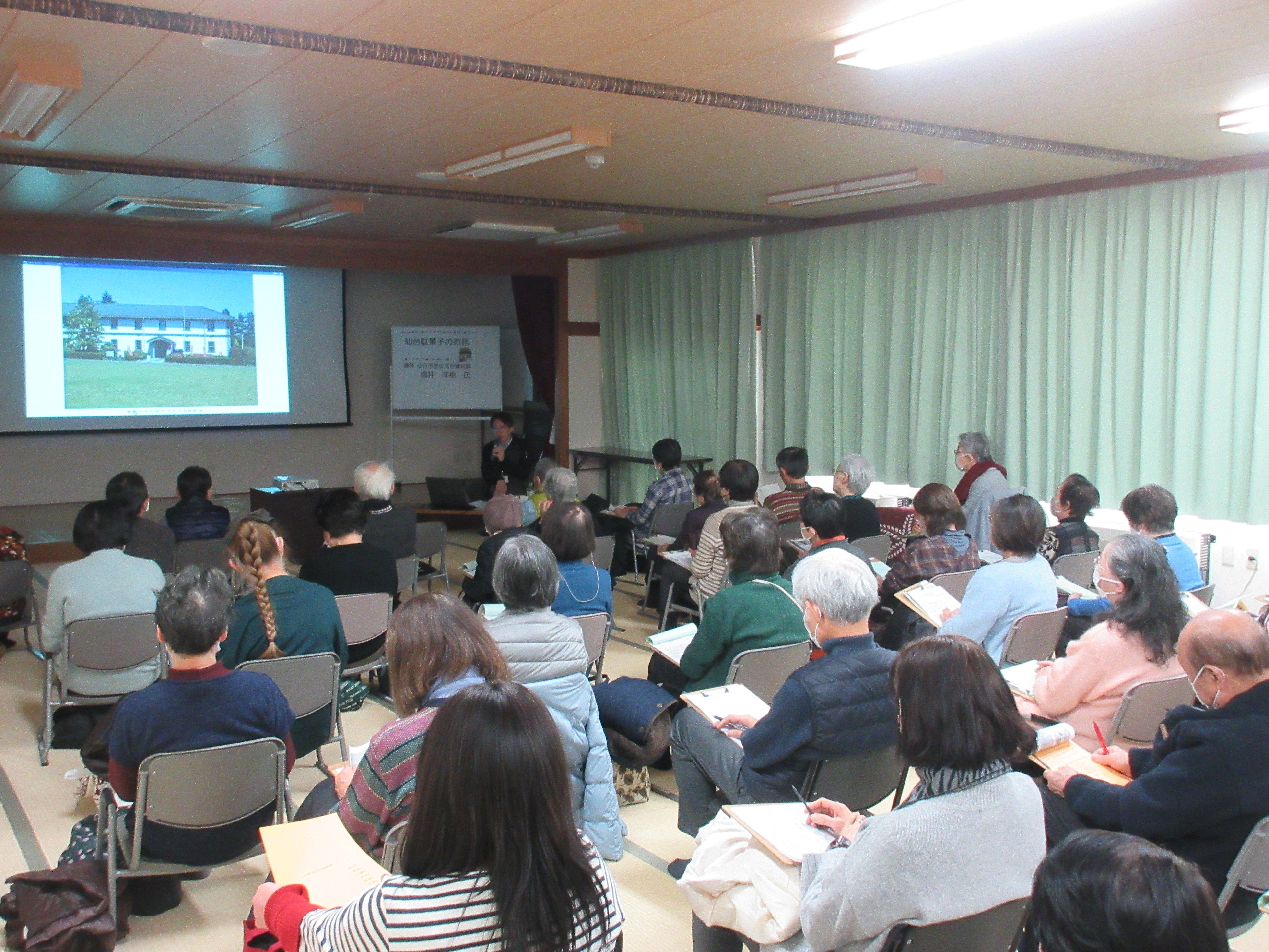 仙台駄菓子講話の様子