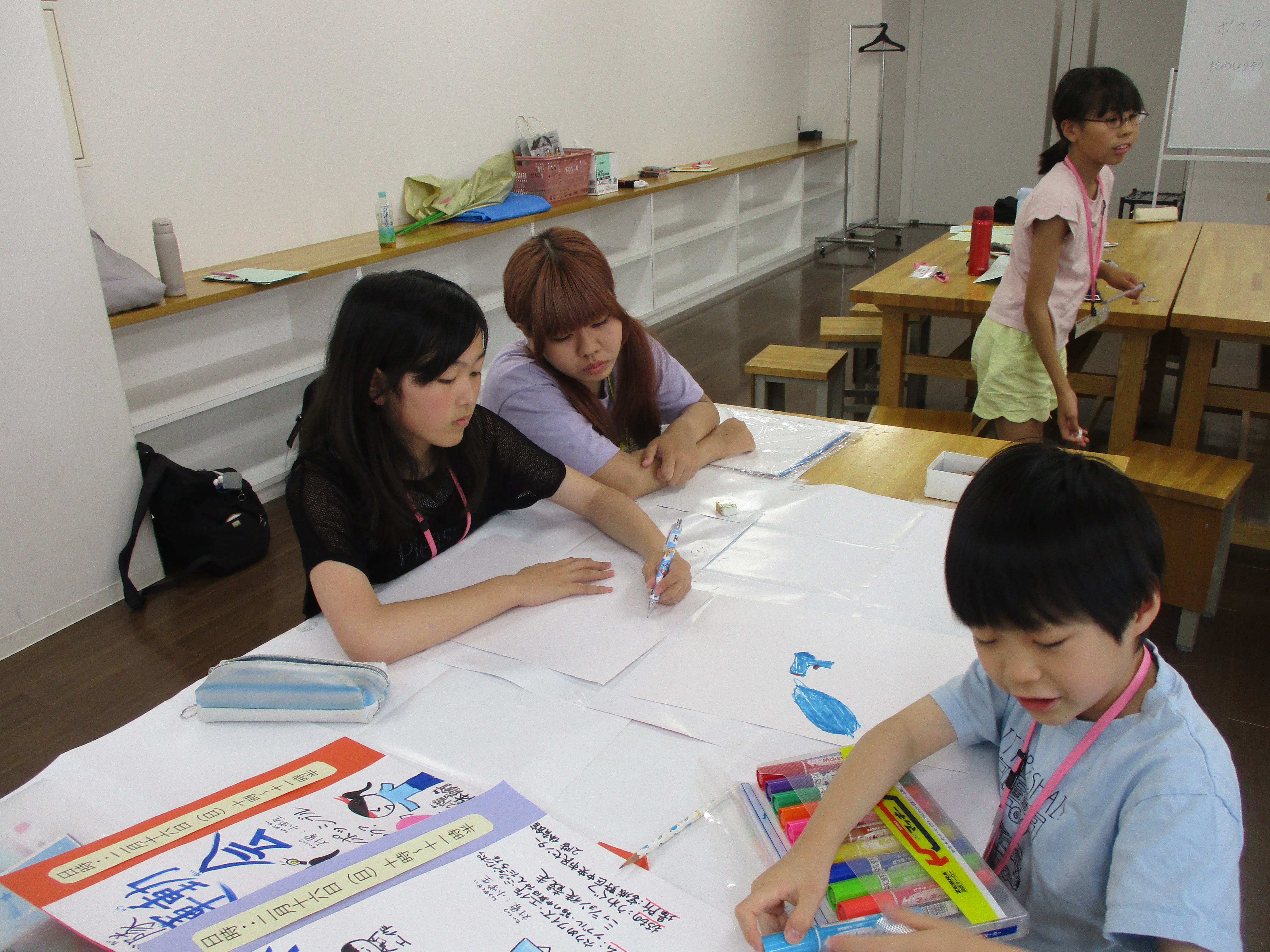 キッズ7月6日ポスター作り