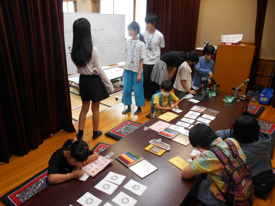 キャラクター缶バッチ作り