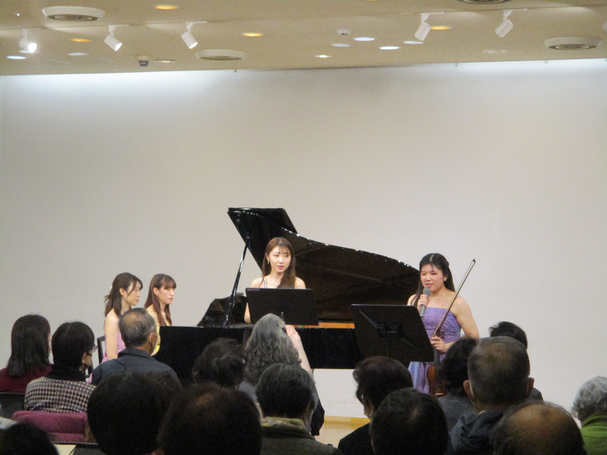 ながまち老壮大学健康教養コース文化教養コース合同秋のクラシックコンサート