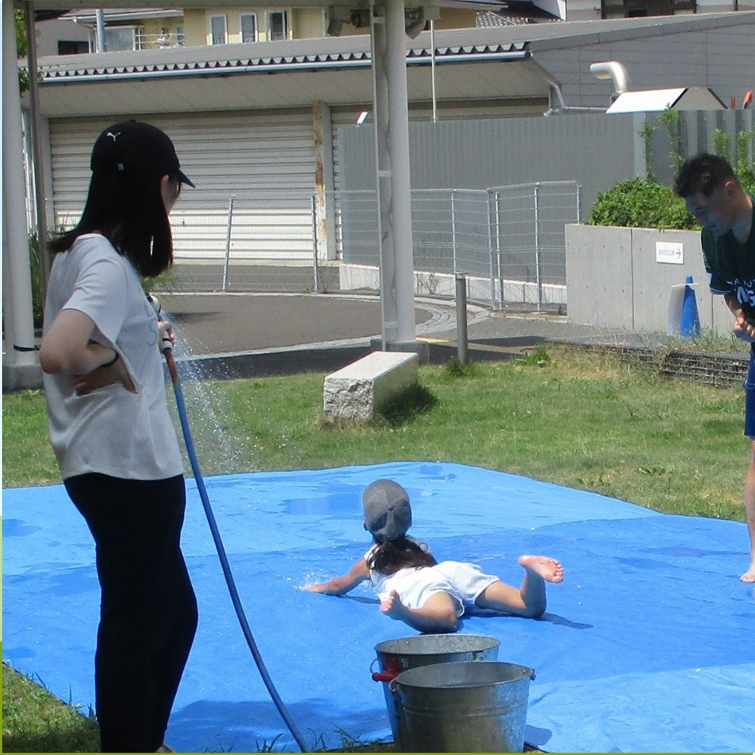 ブルーシートすべり