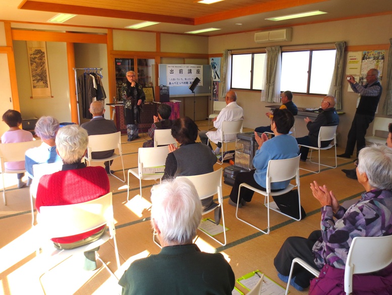 小角地区出前講座の様子1