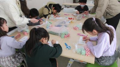 アドベントカレンダーを作る様子