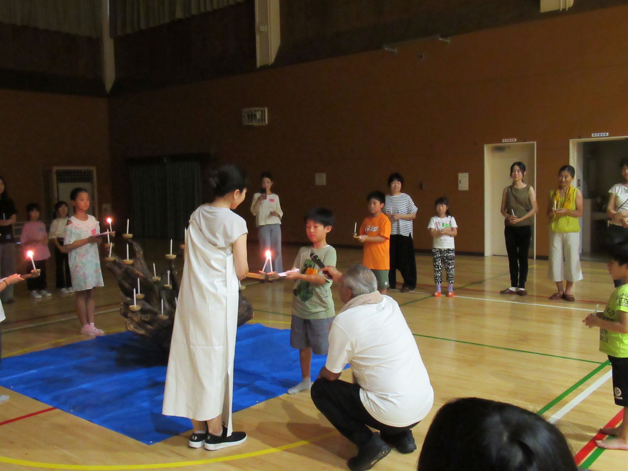 キャンドルファイヤーの時間。