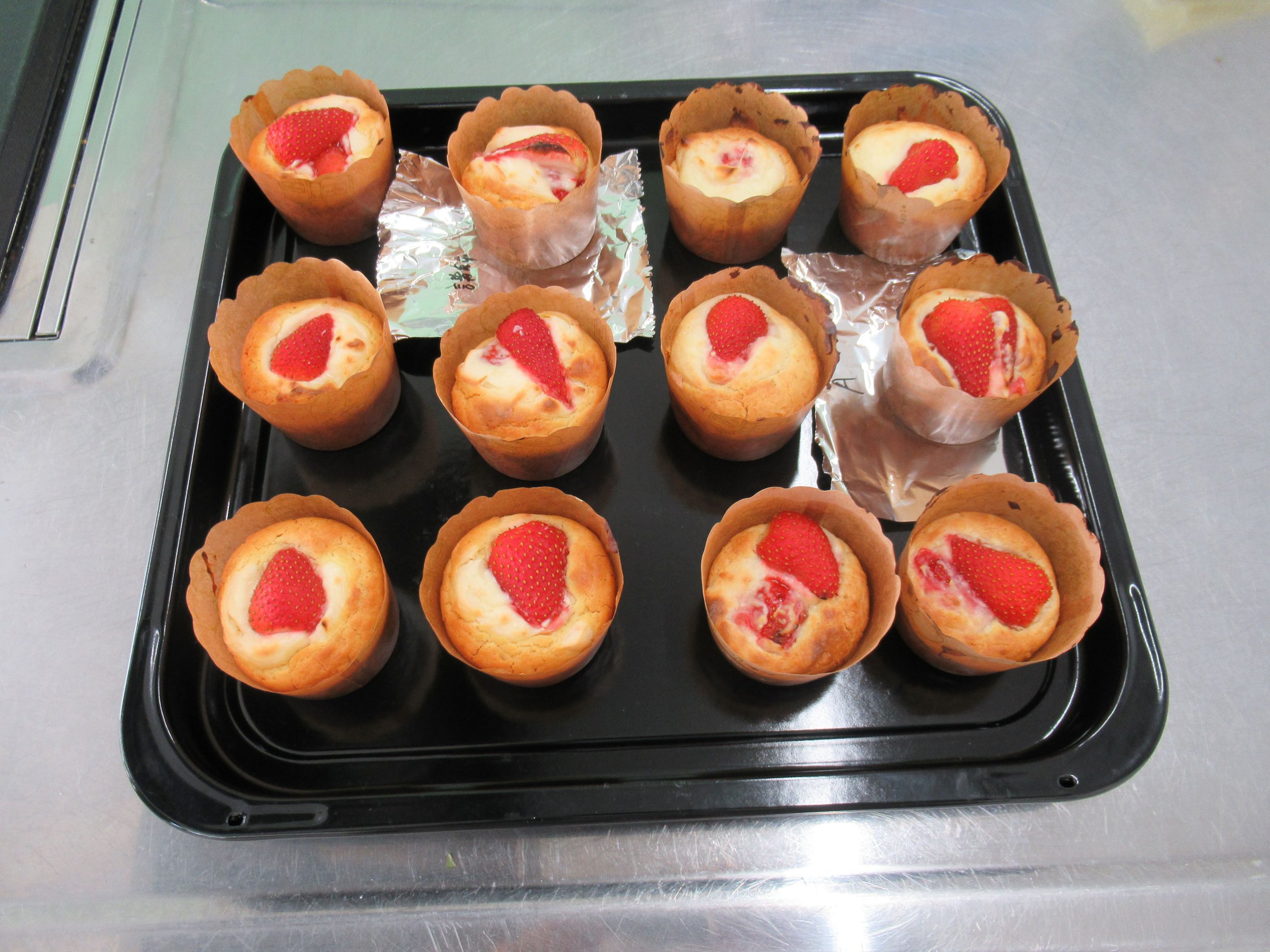 マフィンがふっくら美味しく焼き上がりました。