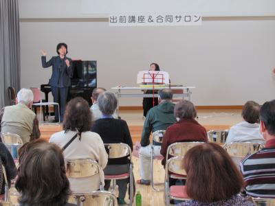 間には先生の楽しいお話もありました