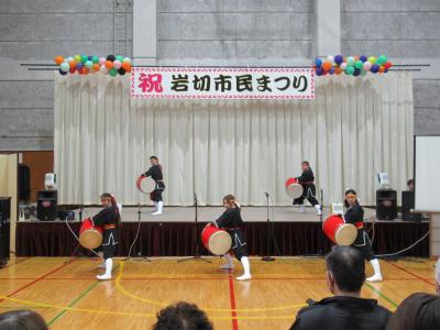 舞台琉球國祭り太鼓