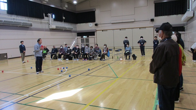 ボッチャ体験の様子