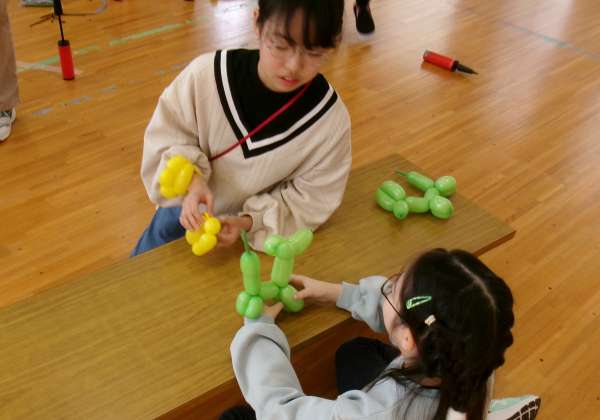 バルーンアートの様子2