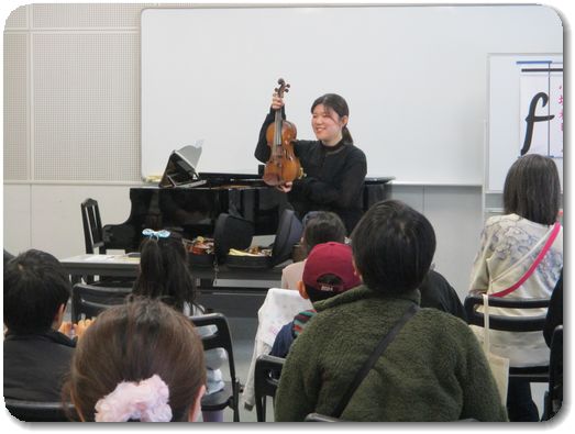 ヴァイオリン講座の様子