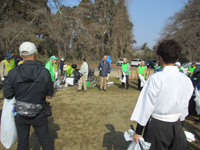 三神峯公園清掃活動1