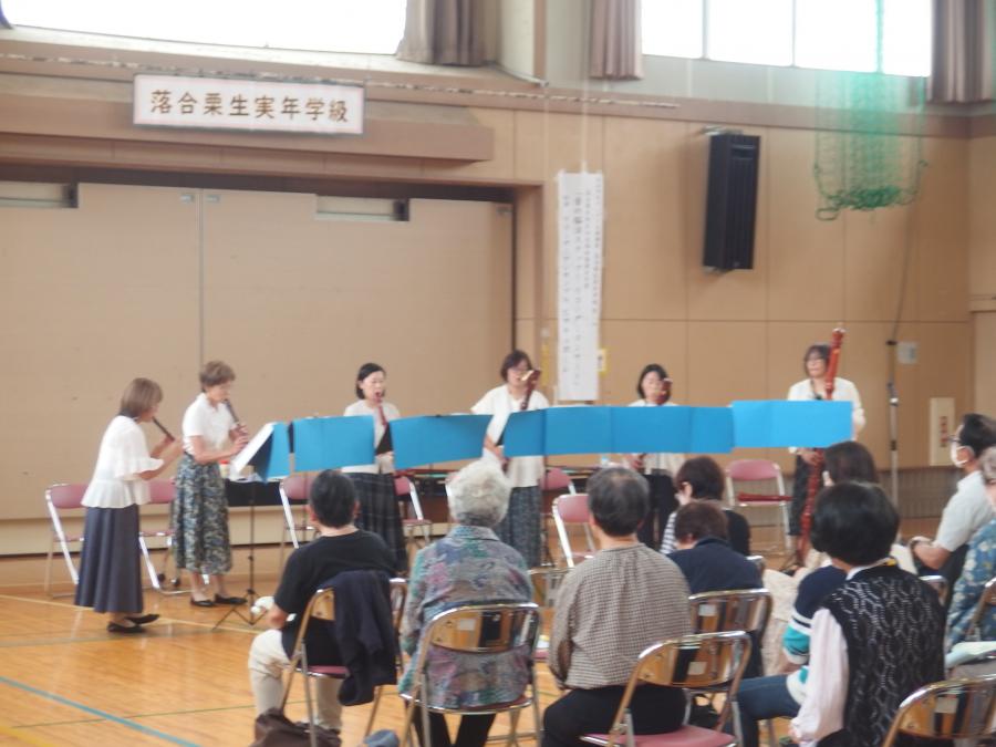 「リコーダーアンサンブル ピアチェボーレ」の皆さん