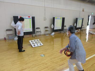 輪投げゲームの様子