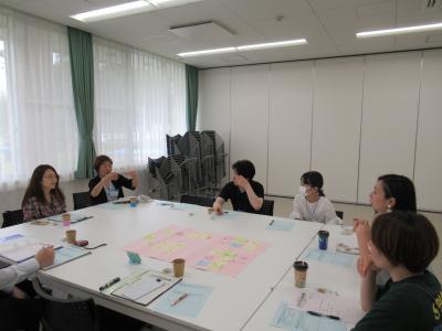 地域の課題について話し合いました