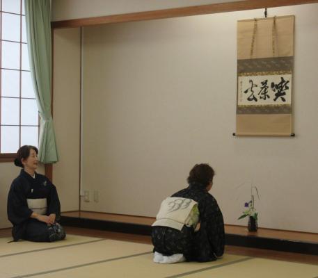 お茶室の入り方