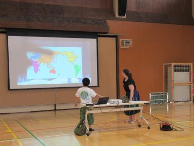 アラスカの場所を地図で確認しています
