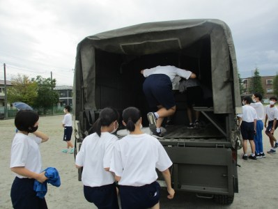 中型トラックに乗ってみました。