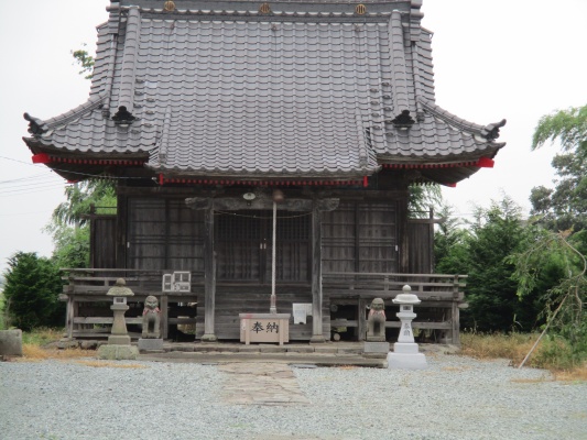 そして歴史を感じさせる本殿