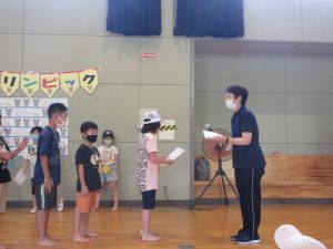 賞状授与の様子