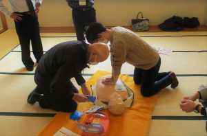 「AEDを使った救命救急講座」を開催しました。